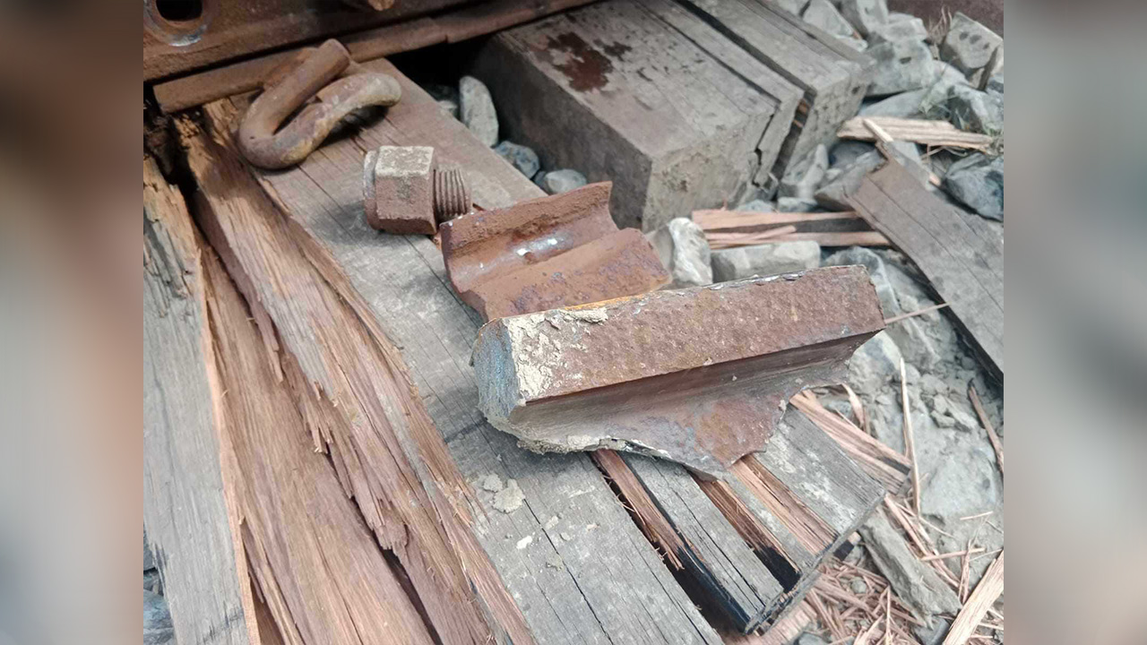 পুরোনো ছবি : সংগৃহীত