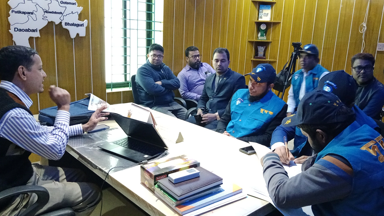 অভিযান পরিচালনা করছে দুর্নীতি দমন কমিশন (দুদক)। ছবি : কালবেলা