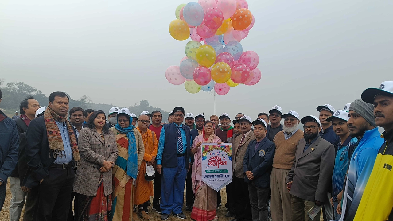 চবিতে বর্ণাঢ্য আয়োজনে বার্ষিক ক্রীড়া প্রতিযোগিতা-২০২৪ শুরু। ছবি : কালবেলা
