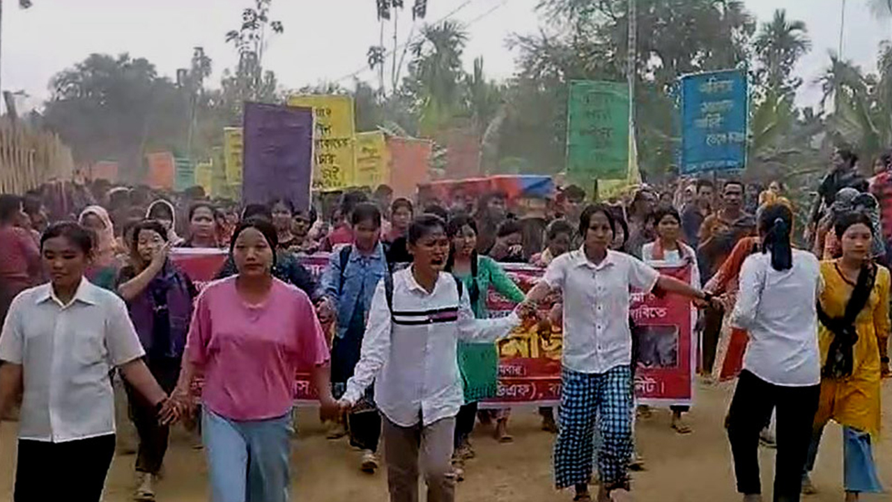 ইউনাইটেড পিপলস ডেমোক্রেটিক ফ্রন্টের (ইউপিডিএফ) বাঘাইছড়ি ইউনিটের বিক্ষোভ কর্মসূচি। ছবি : কালবেলা