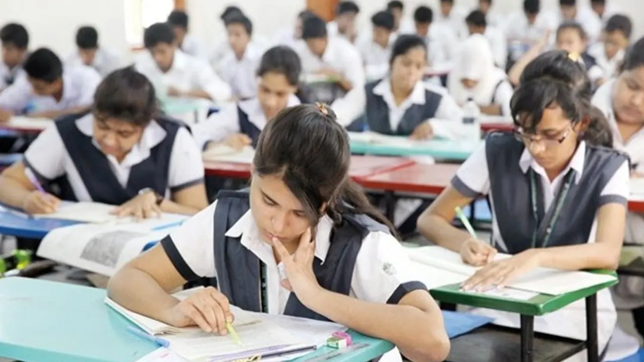 পুরোনো ছবি