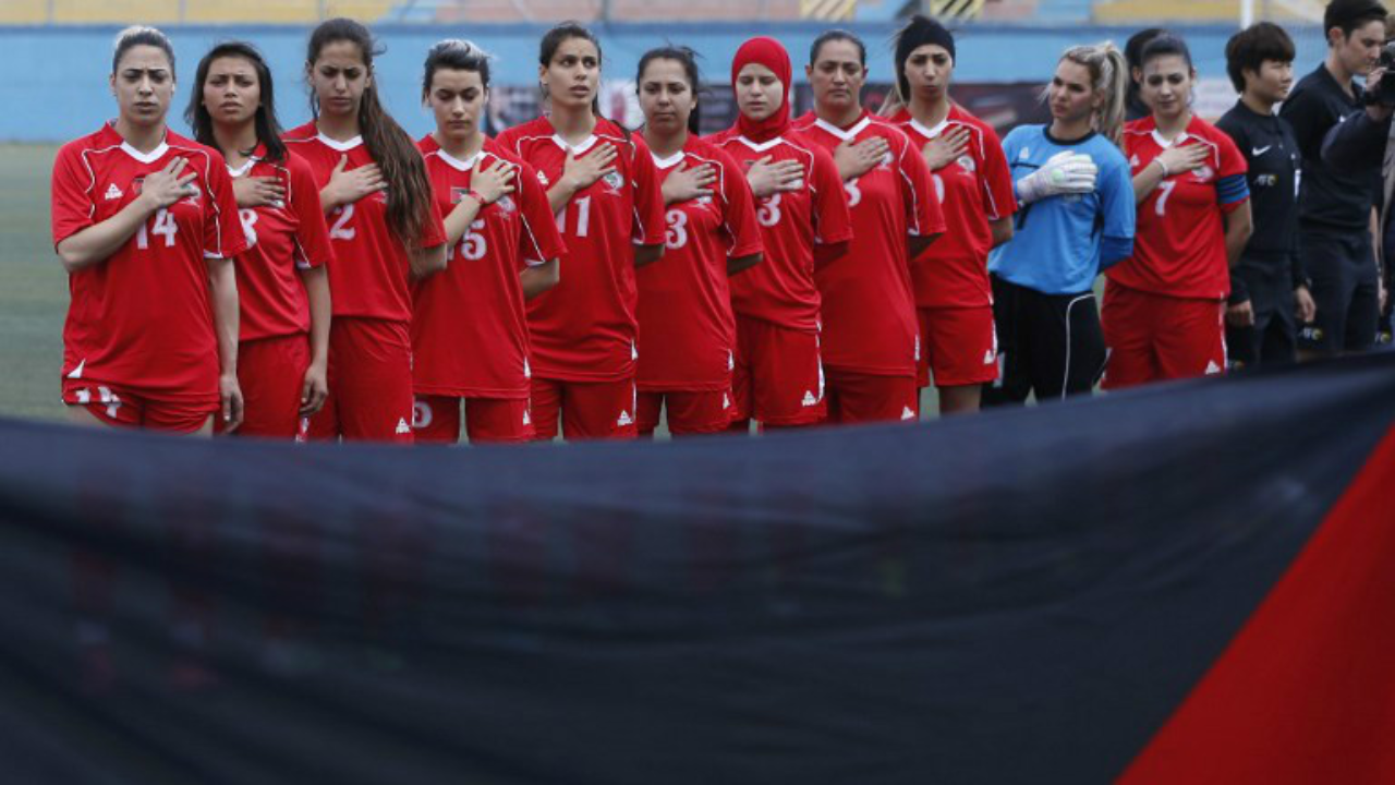 ফিলিস্তিন নারী ফুটবল দল। ছবি : সংগৃহীত