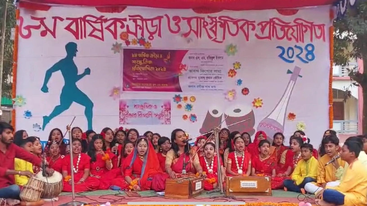 ঝিনাইদহ কালেক্টরেট স্কুল অ্যান্ড কলেজের ক্রীড়া ও সাংস্কৃতিক প্রতিযোগিতা অনুষ্ঠিত। ছবি : কালবেলা