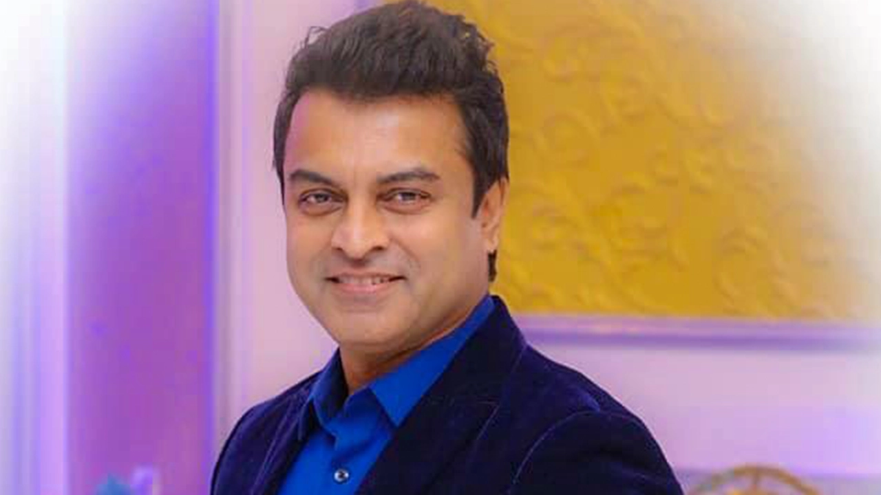 সংগীতশিল্পী শুভ্র দেব। ছবি : সংগৃহীত