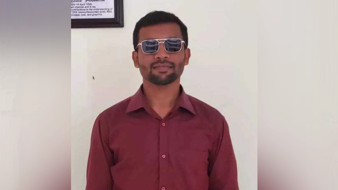 মাওলানা ভাসানী বিজ্ঞান ও প্রযুক্তি বিশ্ববিদ্যালয়ের আহত শিক্ষার্থী সোহানুর রহমান সোহান। ছবি : কালবেলা