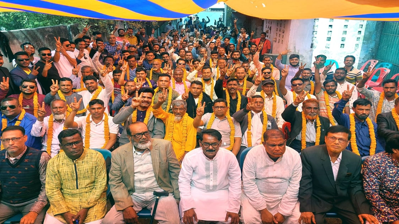 কালীগঞ্জে কারামুক্ত নেতাকর্মীদের সংবর্ধনা দিয়েছে বিএনপি। ছবি : কালবেলা