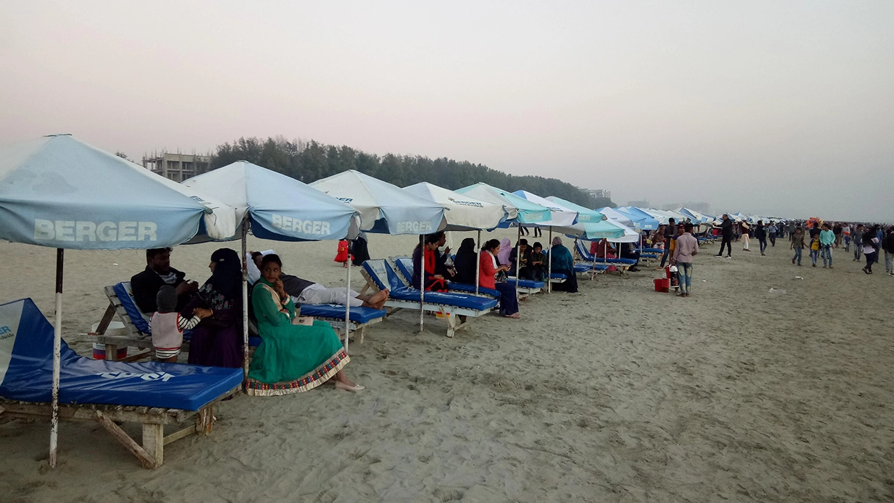 নতুন নামে ‘বঙ্গবন্ধু বিচ’। পূর্বের সুগন্ধা বিচ। ছবি : কালবেলা