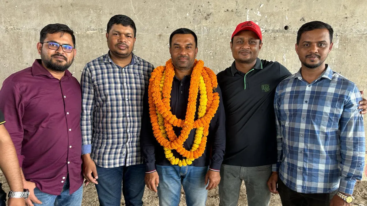 কারামুক্ত যুবদল নেতা কামাল আনোয়ার। ছবি : কালবেলা
