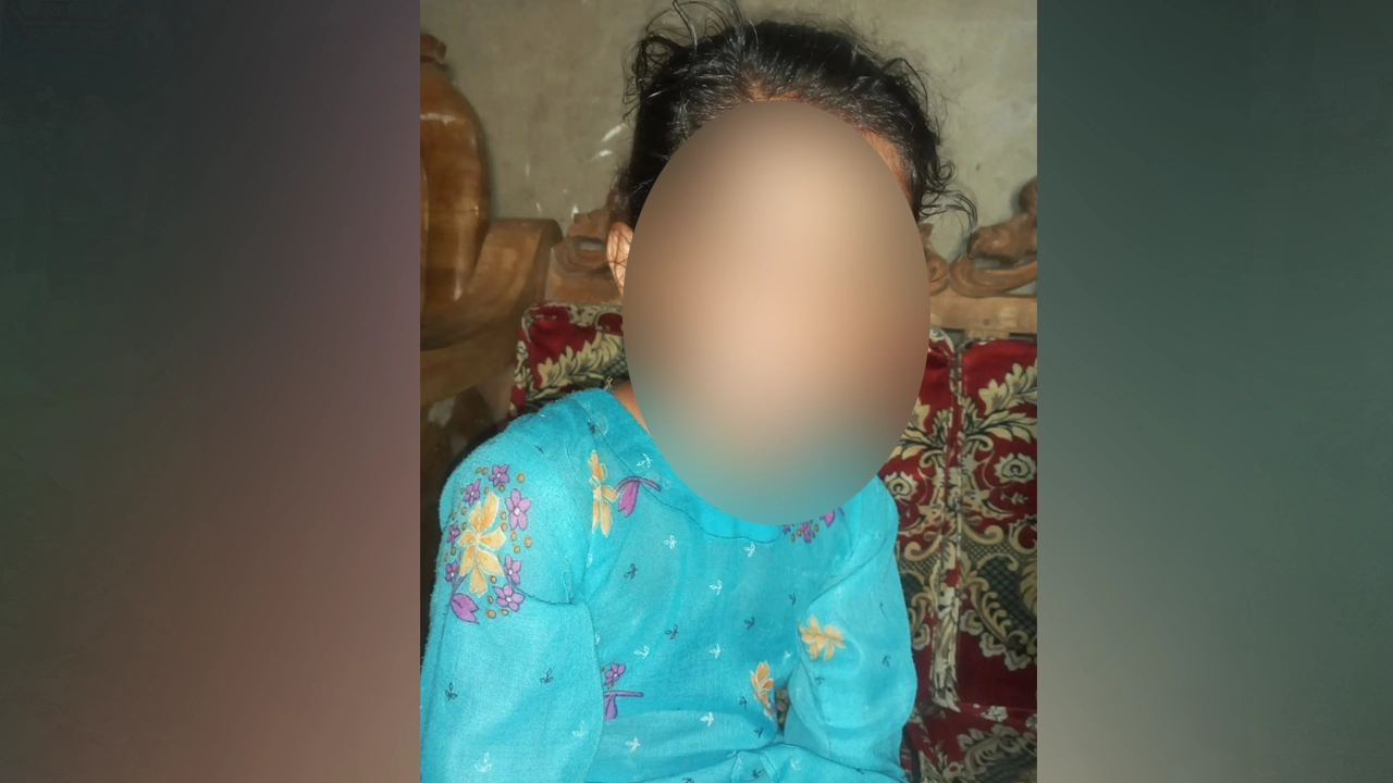 ভুক্তভোগী শিশু সেতু। ছবি : কালবেলা