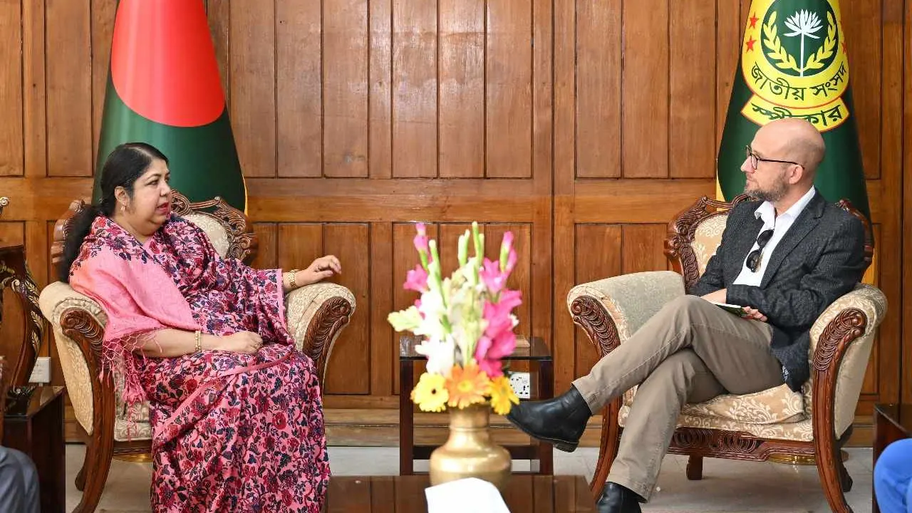 স্পিকার ড. শিরীন শারমিন চৌধুরীর সঙ্গে সৌজন্য সাক্ষাৎ করেন গ্লোবাল পার্টনার্স গভর্ন্যান্সের পরিচালক ম্যাট কার্টার। ছবি : সংগৃহীত