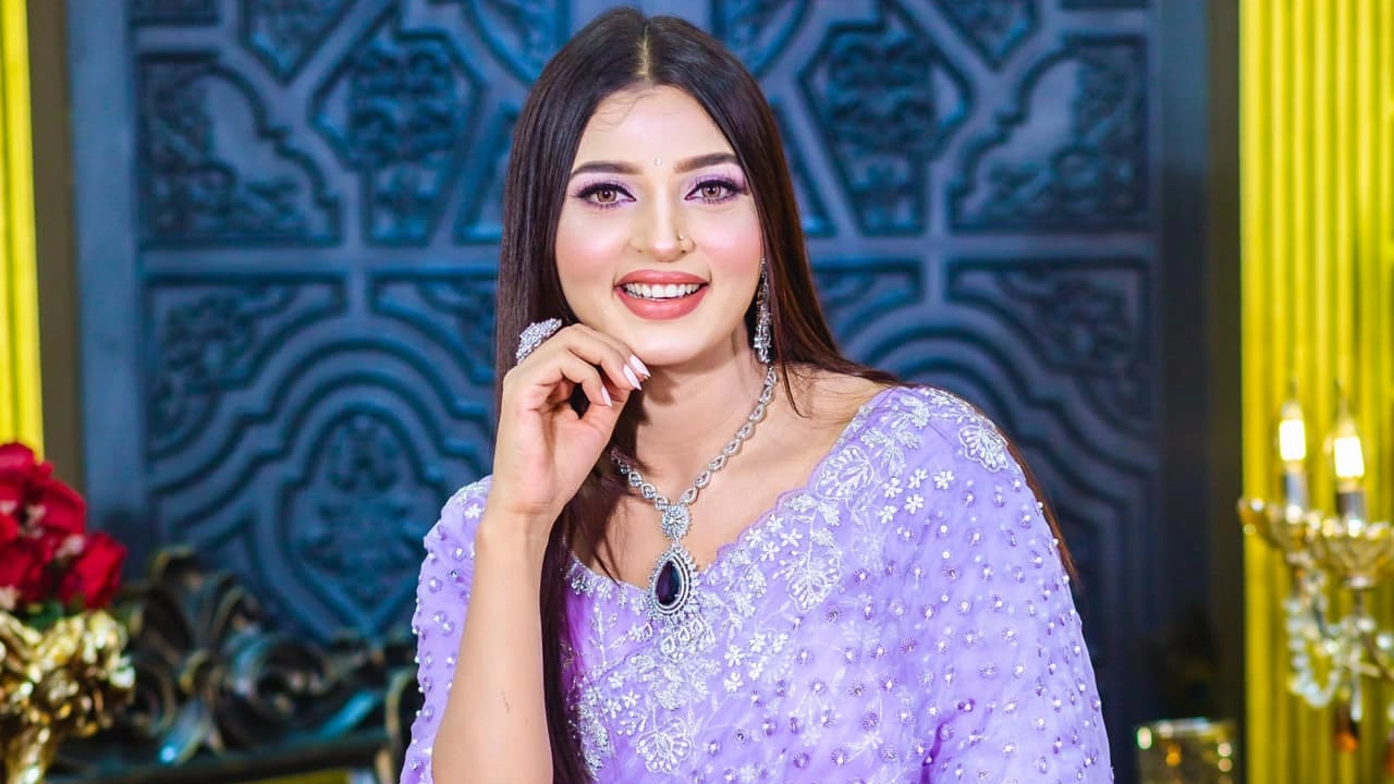 অভিনেত্রী বর্ষা। ছবি: ফেসবুক থেকে