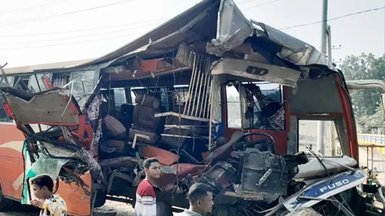 জানুয়ারি মাসে সবচেয়ে বেশি সড়ক দুর্ঘটনা সংগঠিত হয়েছে ঢাকা বিভাগে।