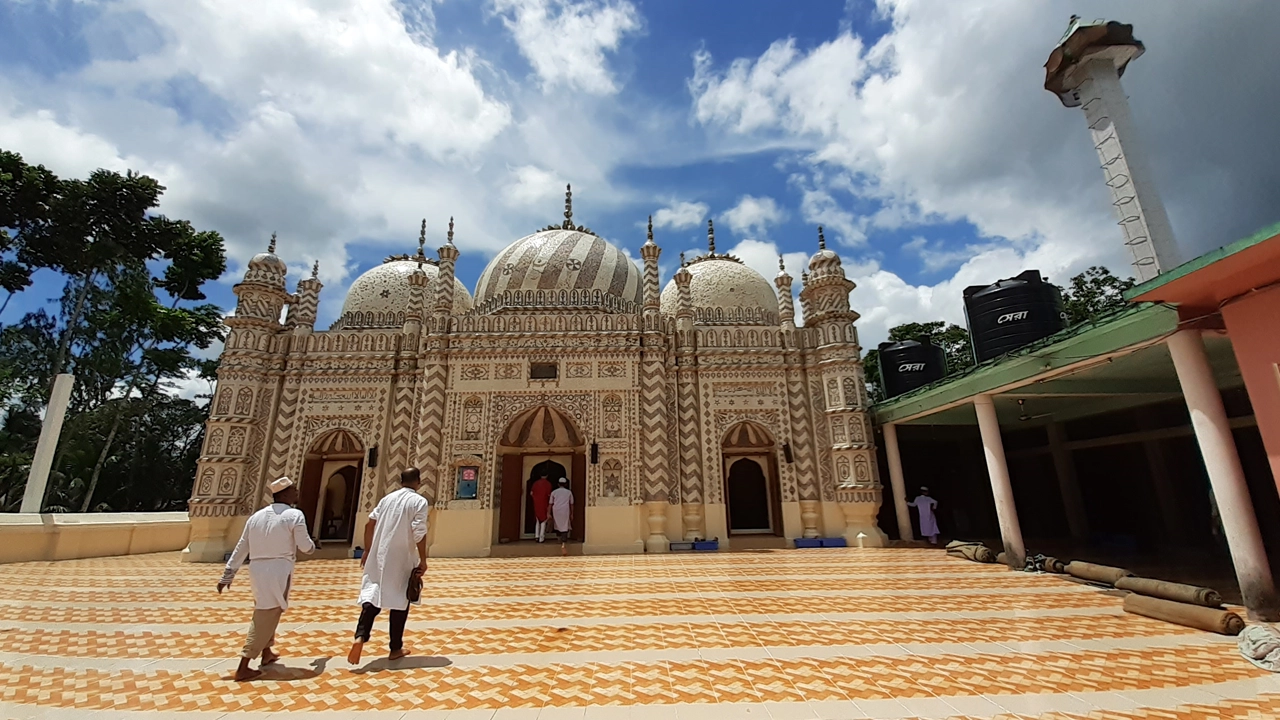বজরা শাহী মসজিদ। ছবি : কালবেলা