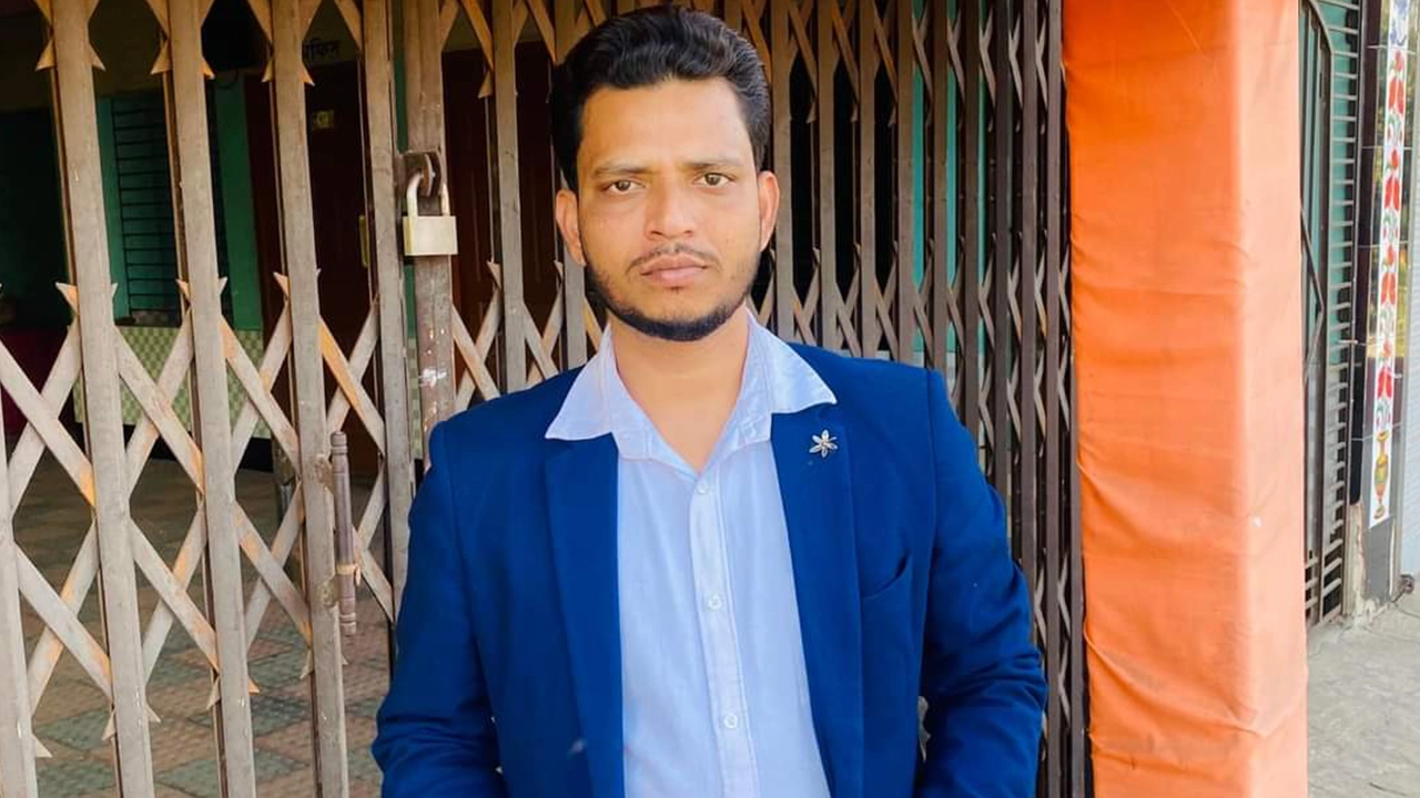 দণ্ডপ্রাপ্ত মিরসরাই সদর ইউনিয়নের ৬নং ওয়ার্ডের ইউপি সদস্য আব্দুল্লাহ আল মামুন। ছবি : কালবেলা