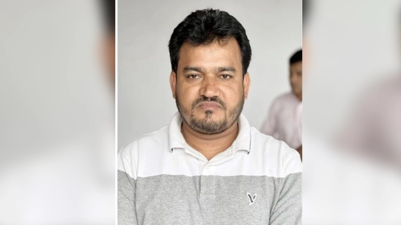ইউপি চেয়ারম্যান জাবেদ হোসেন। ছবি : সংগৃহীত