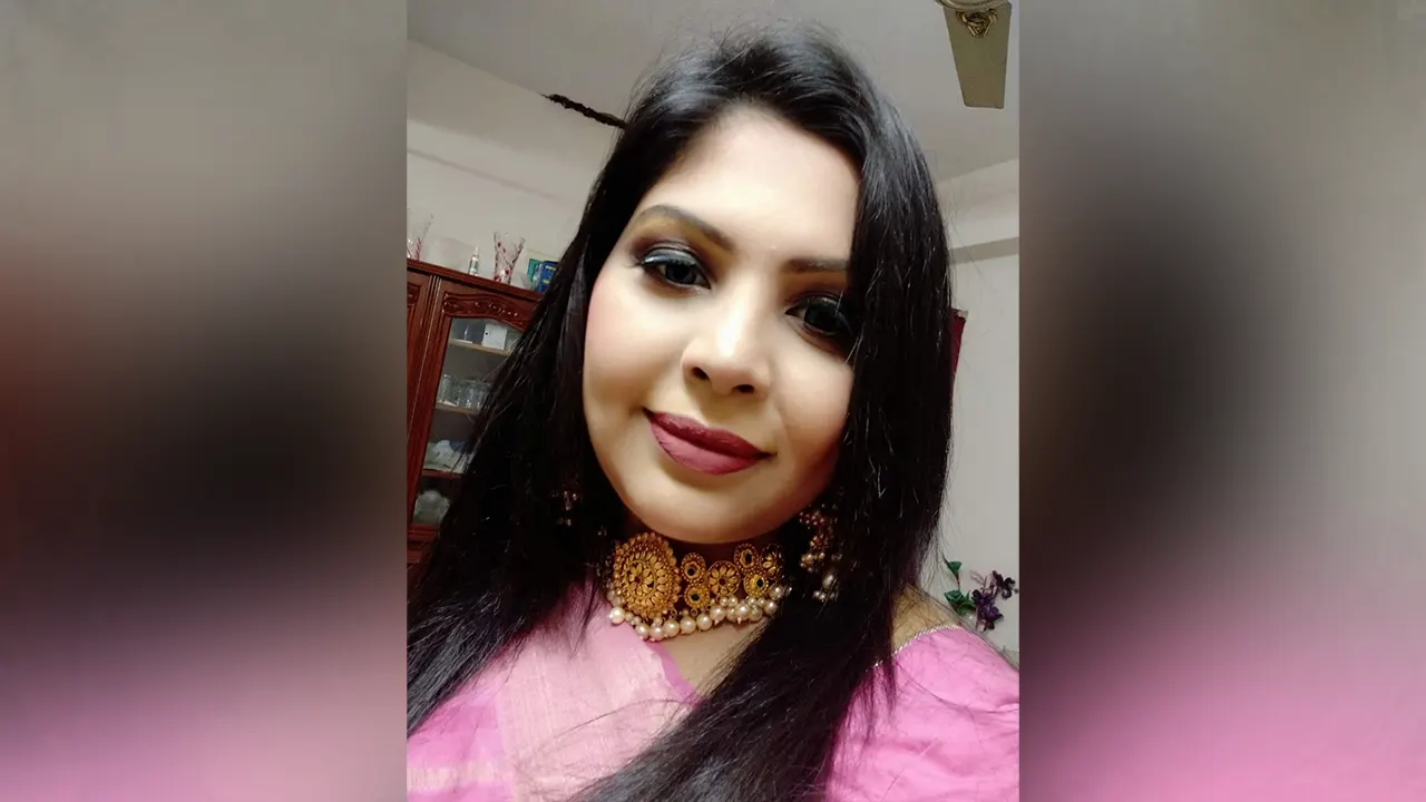 ঢাকার বেইলি রোডের অগ্নিকাণ্ডে নিহত তানজিনা নওরিন এশা। ছবি : কালবেলা