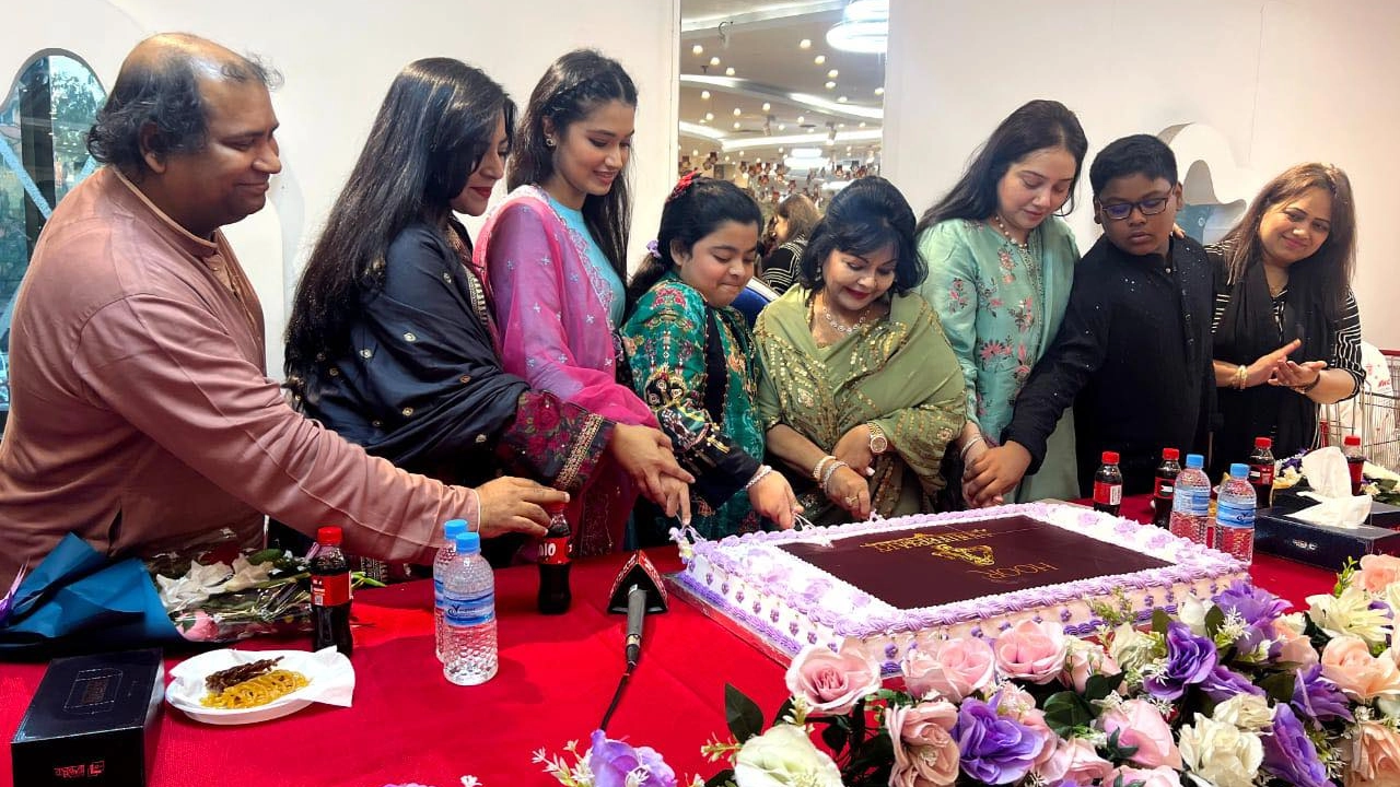 উদযাপিত হলো হুরের চতুর্থ প্রতিষ্ঠাবার্ষিকী। ছবি : সংগৃহীত