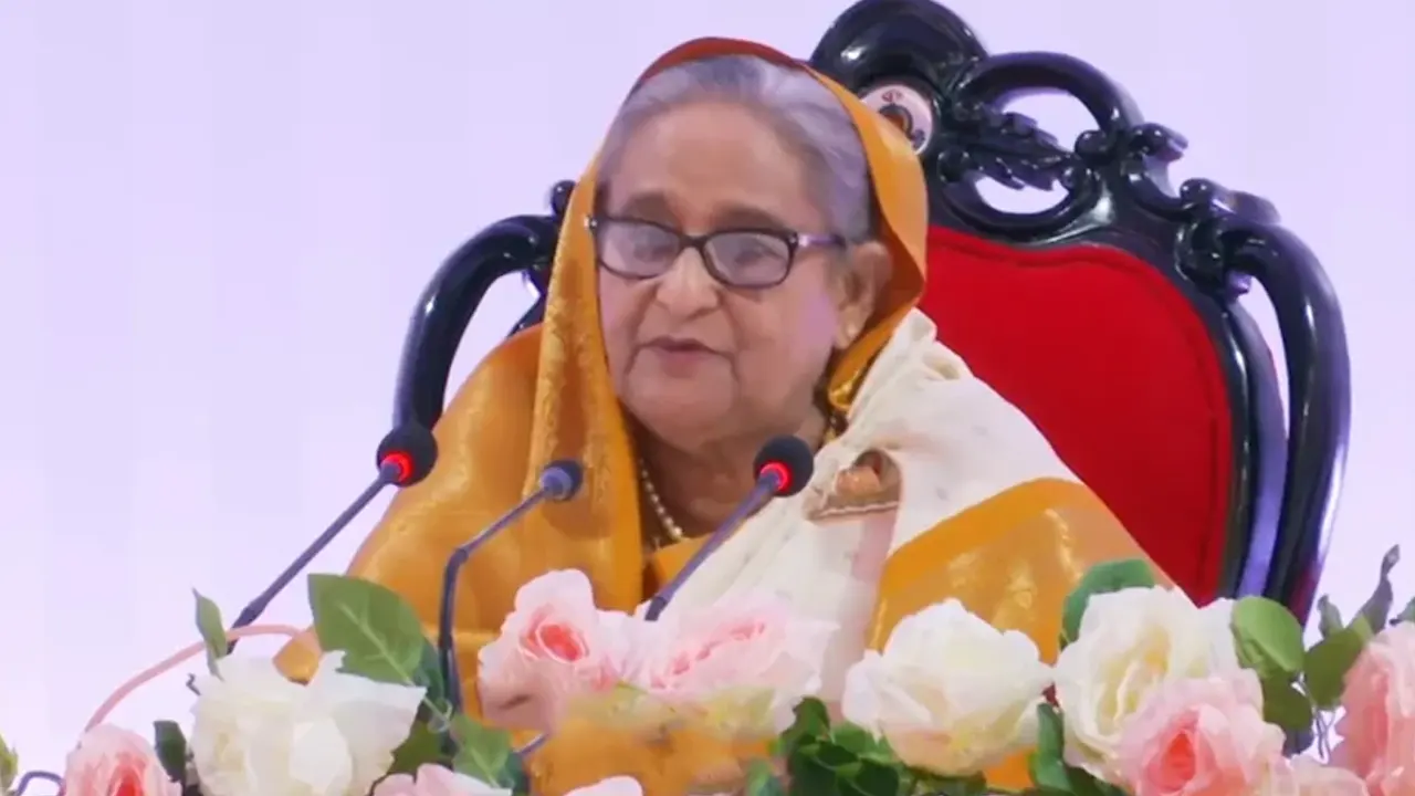 র‌্যাবের ২০তম প্রতিষ্ঠাবার্ষিকীতে প্রধানমন্ত্রী শেখ হাসিনা। ছবি : সংগৃহীত