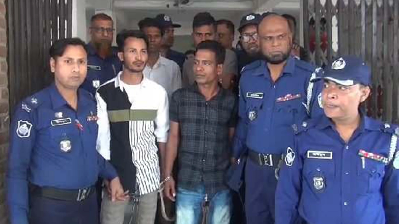 আসামিদের আদালতে হাজির করা হয়। ছবি : কালবেলা