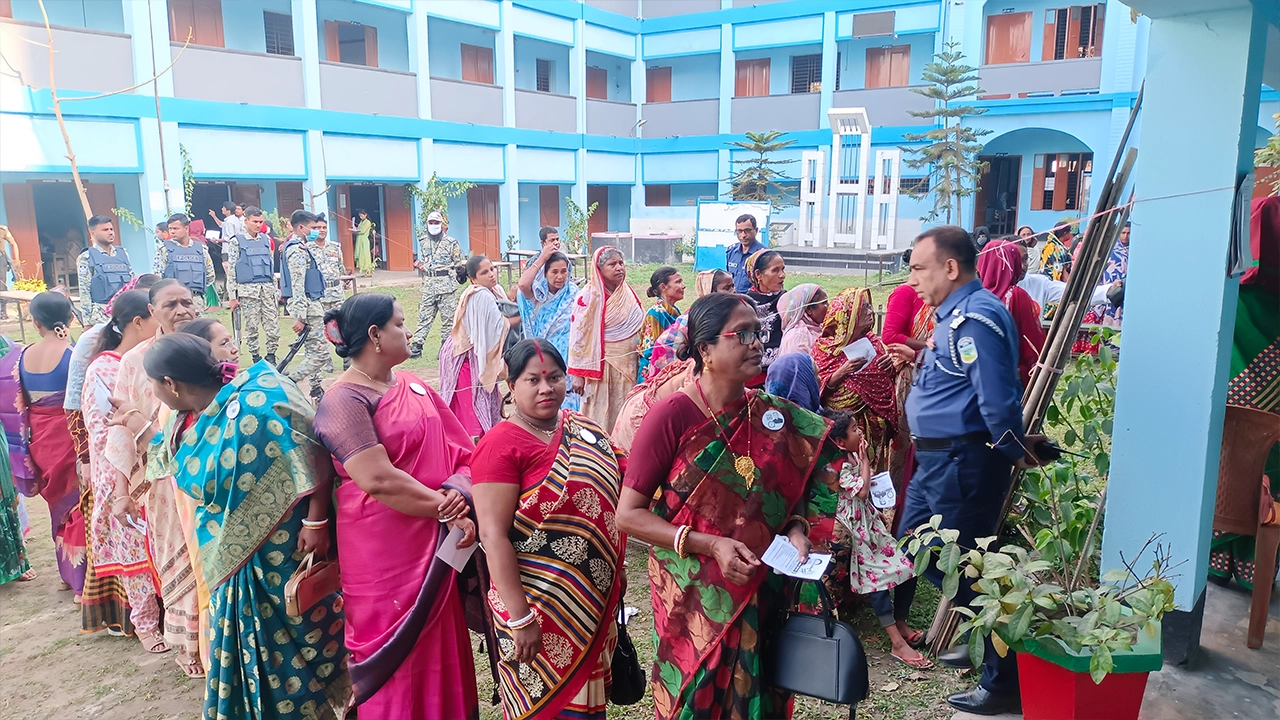 ময়মনসিংহ সিটি নির্বাচনের ভোটগ্রহণ শুরু। ছবি : কালবেলা