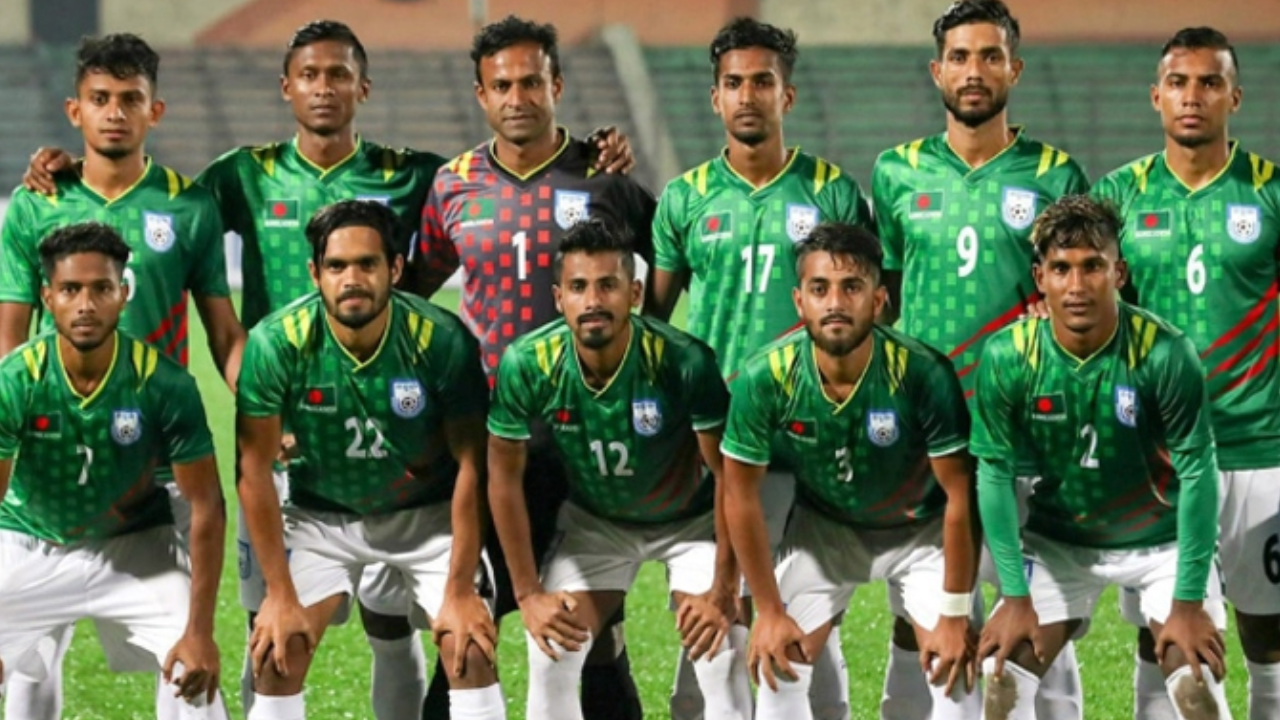 বাংলাদেশ ফুটবল দল। ছবি : সংগৃহীত