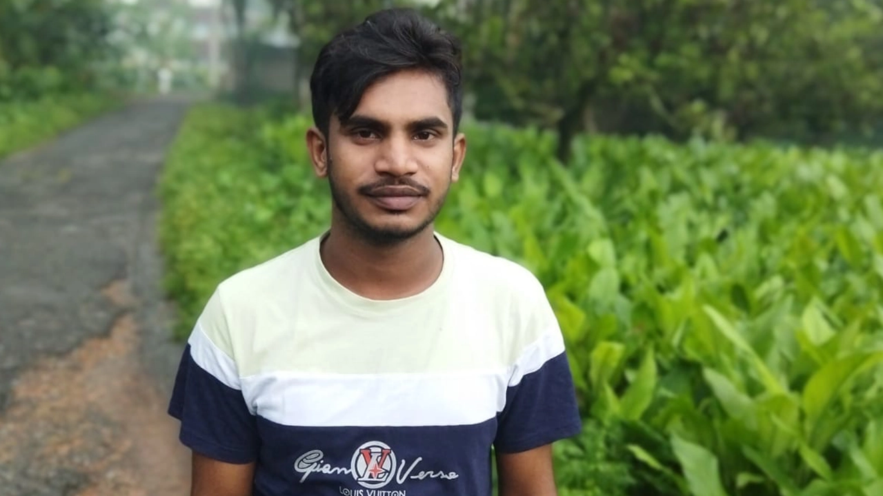 নাটোরের বাগাতিপাড়ার জয় মাহমুদ। ছবি : সংগৃহীত