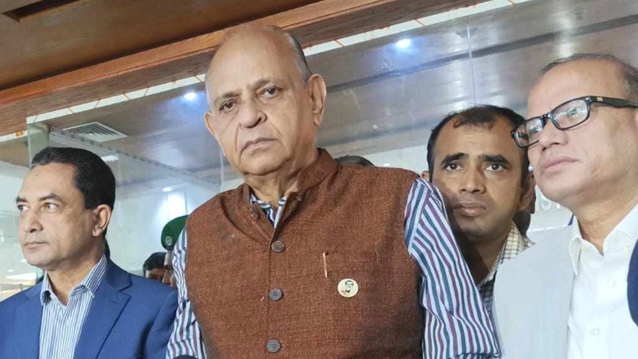 স্বাস্থ্যমন্ত্রী ডা. সামন্ত লাল সেন। ছবি : সংগৃহীত