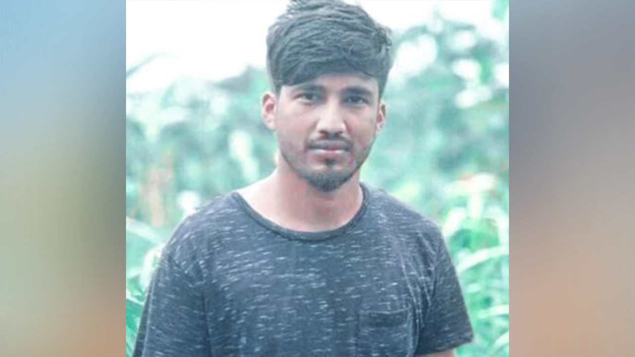 গ্রেপ্তারকৃত আকাশ বিশ্বাস। ছবি : সংগৃহীত
