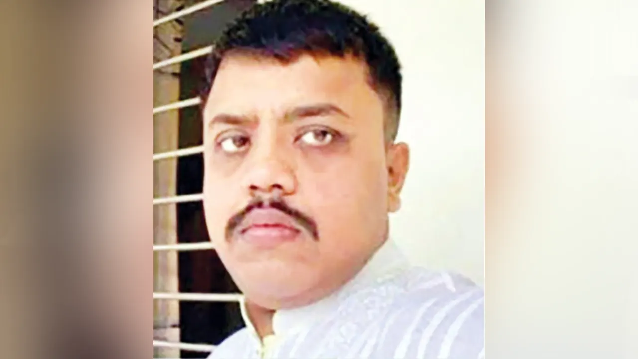 শিক্ষক ডা. রায়হান শরীফ। পুরোনো ছবি