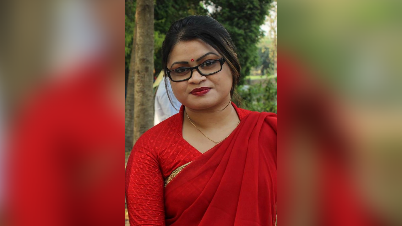 মাহমুদা আকন্দ : সহযোগী অধ্যাপক, দর্শন বিভাগ, জাহাঙ্গীরনগর বিশ্ববিদ্যালয়। ছবি : সৌজন্য