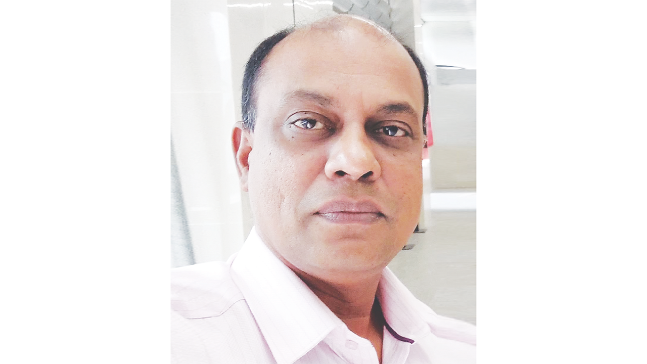 চ্যানেল এসের পরিচালক ও বার্তাপ্রধান শংকর মৈত্র। সৌজন্য ছবি