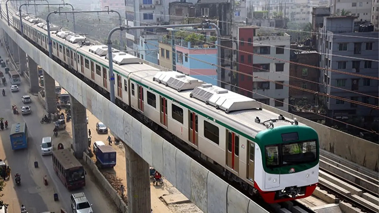 মেট্রোরেল। পুরোনো ছবি