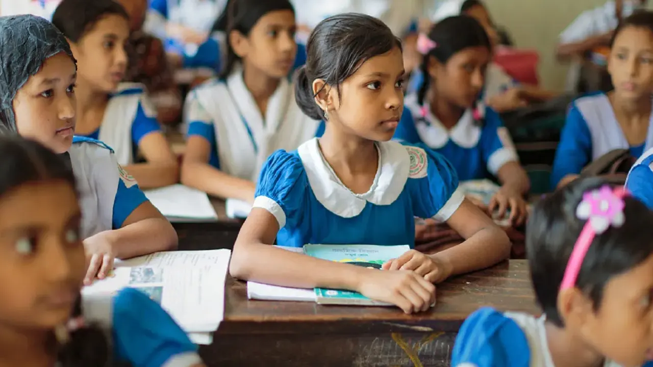 ২৬ দিনের ছুটিতে দেশের শিক্ষাপ্রতিষ্ঠান