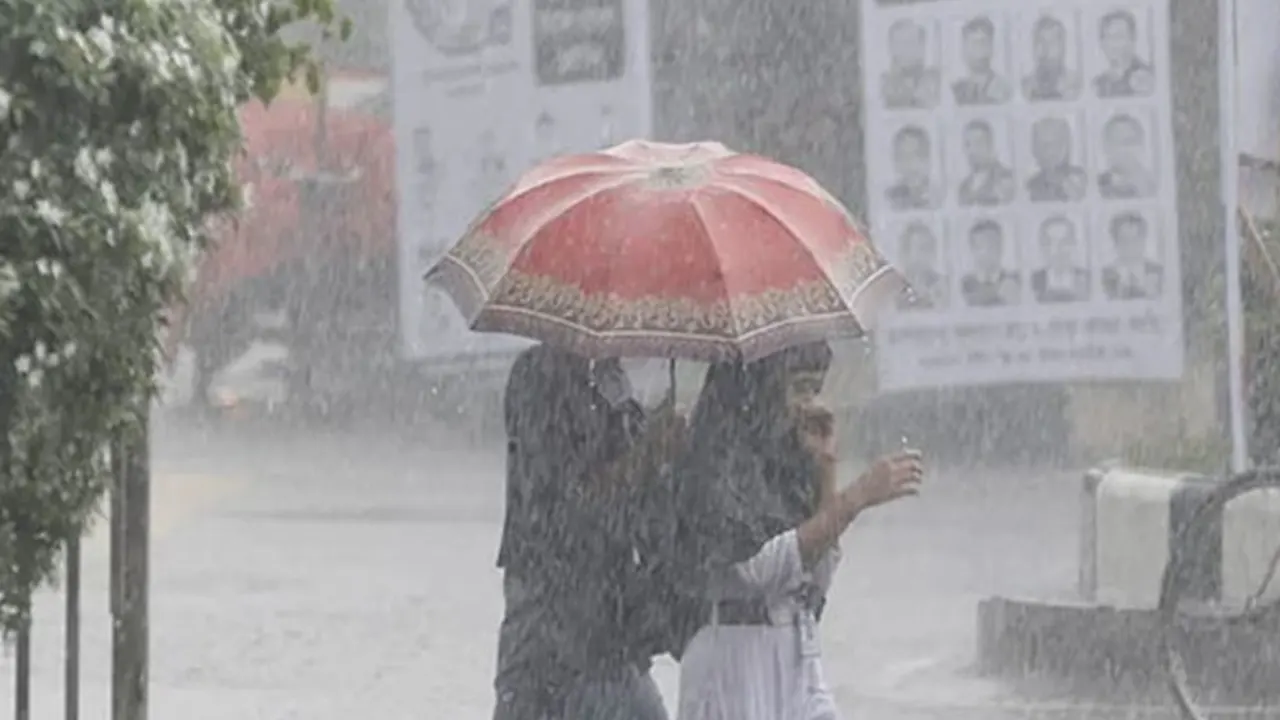 বজ্রবৃষ্টি। ছবি : সংগৃহীত