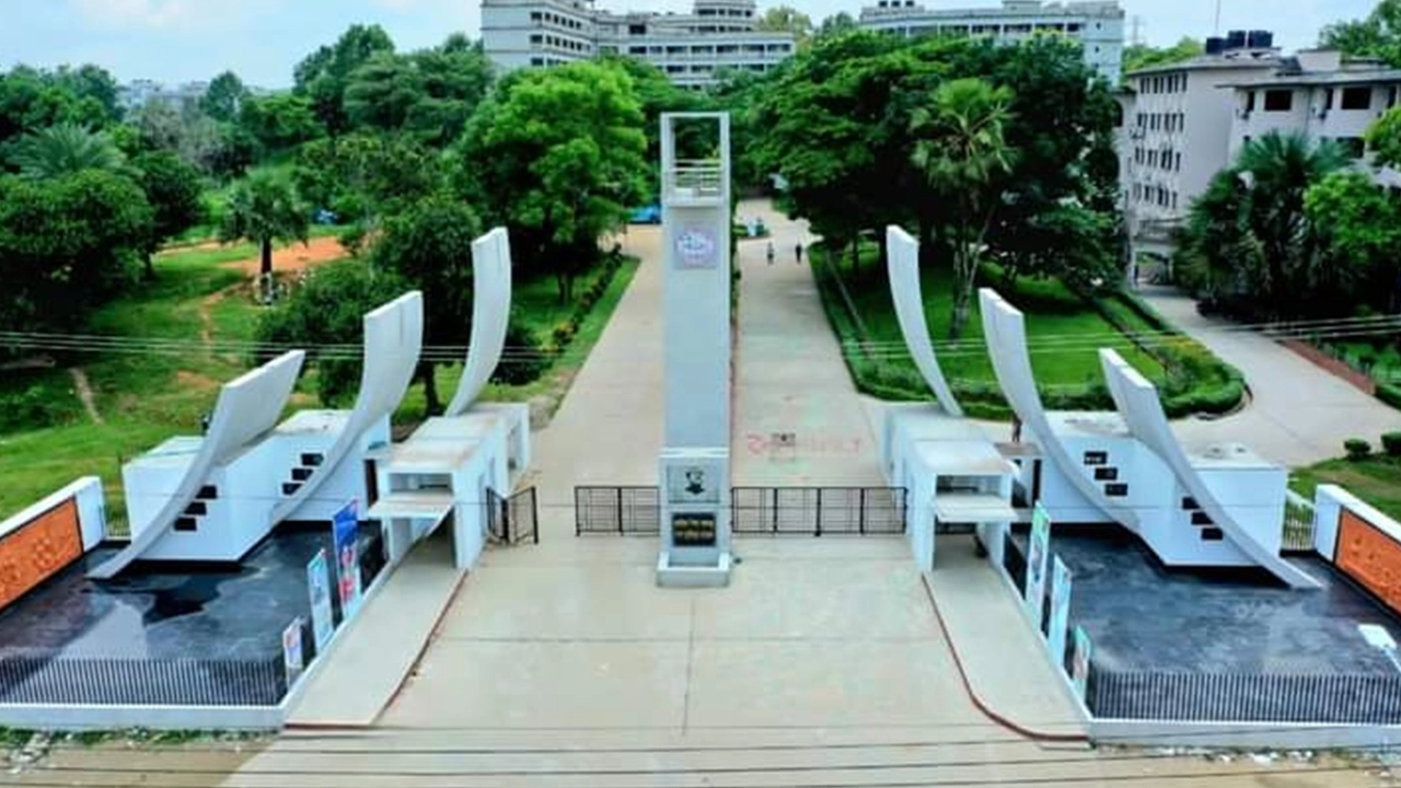 কুমিল্লা বিশ্ববিদ্যালয়। ছবি : কালবেলা