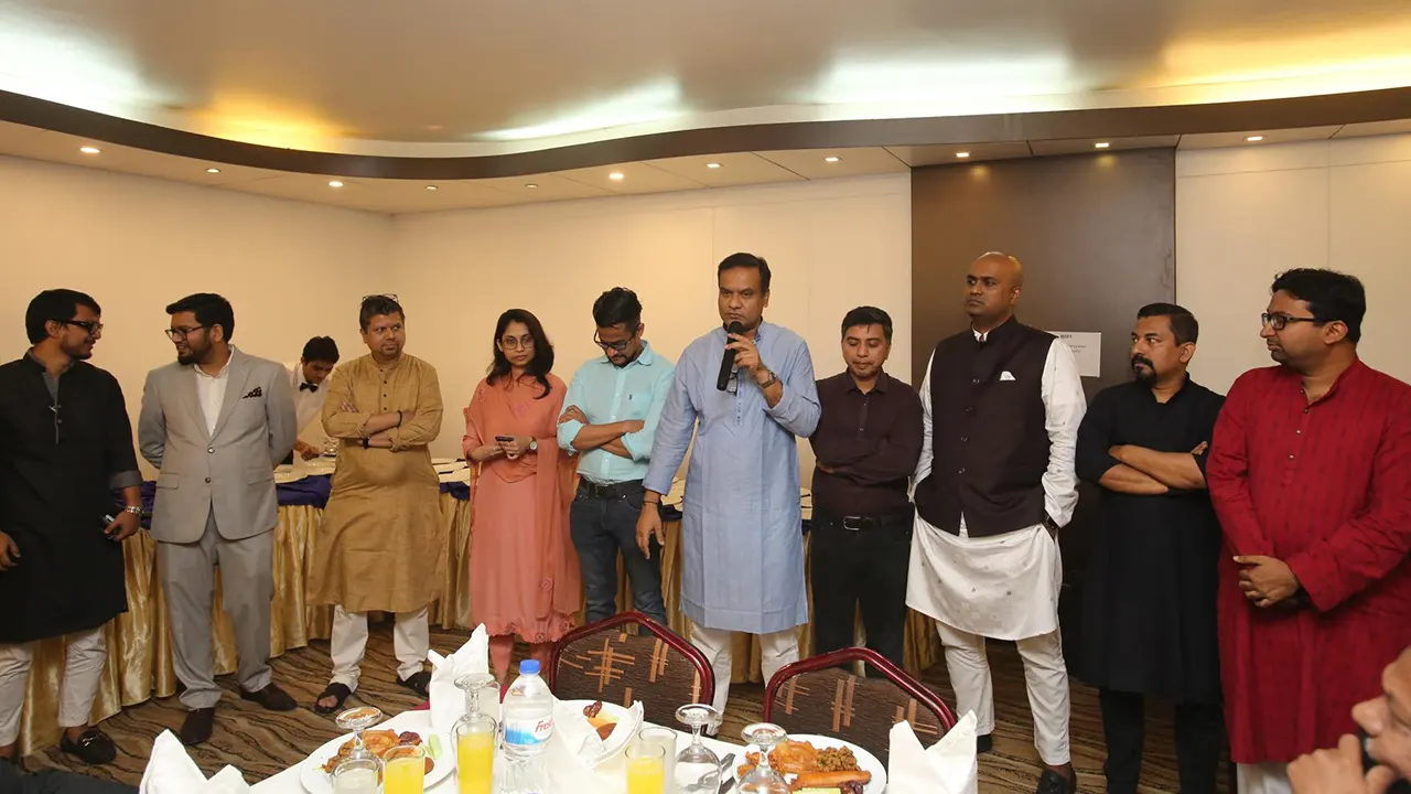 বেসিসের নির্বাচনের মাঠে থাকা ‘টিম স্মার্ট’ প্যানেলের নেদারা। ছবি : সৌজন্য