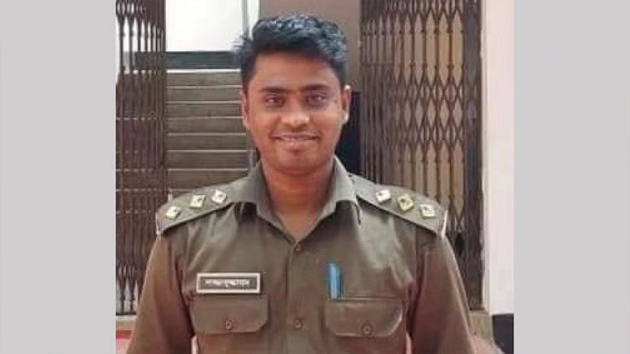 বন কর্মকর্তা সাজ্জাদুজ্জামান সজল। ছবি : সংগৃহীত