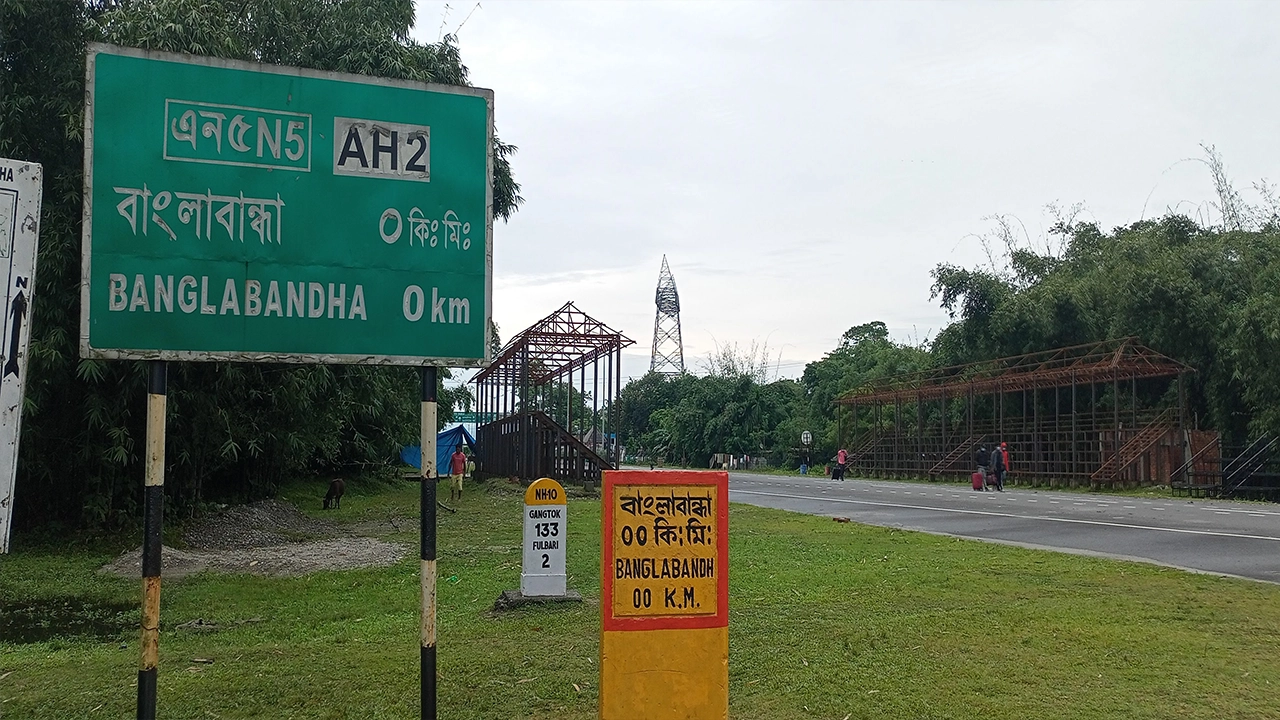 বাংলাবান্ধা স্থলবন্দর এলাকা। ছবি : কালবেলা