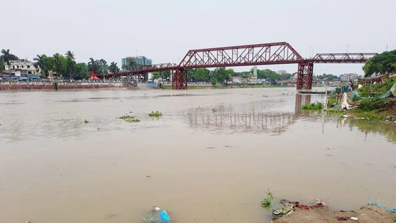 সিলেটে বাড়ছে নদ নদীর পানি। ছবি : কালবেলা