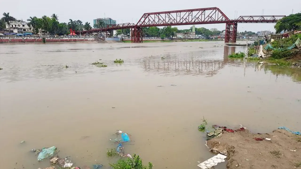 সিলেটের নদ-নদীগুলোতে পানি বৃদ্ধি পাচ্ছে। ছবি : কালবেলা