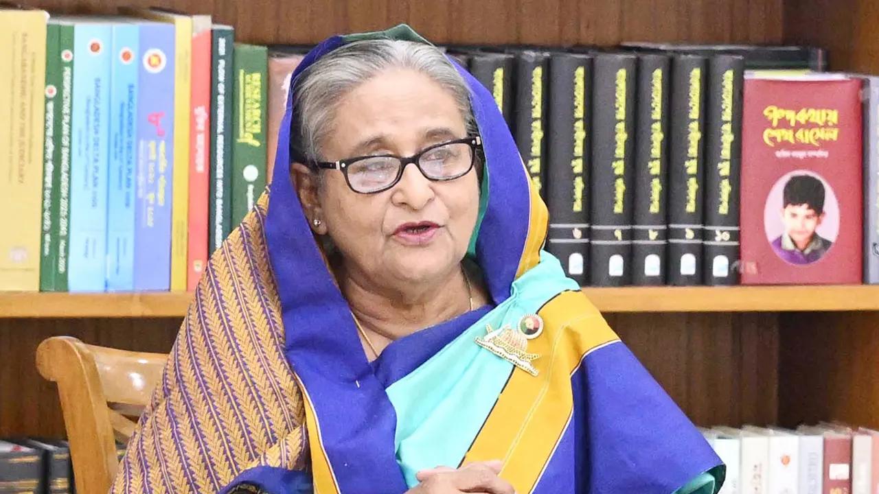 প্রধানমন্ত্রী শেখ হাসিনা। পুরোনো ছবি