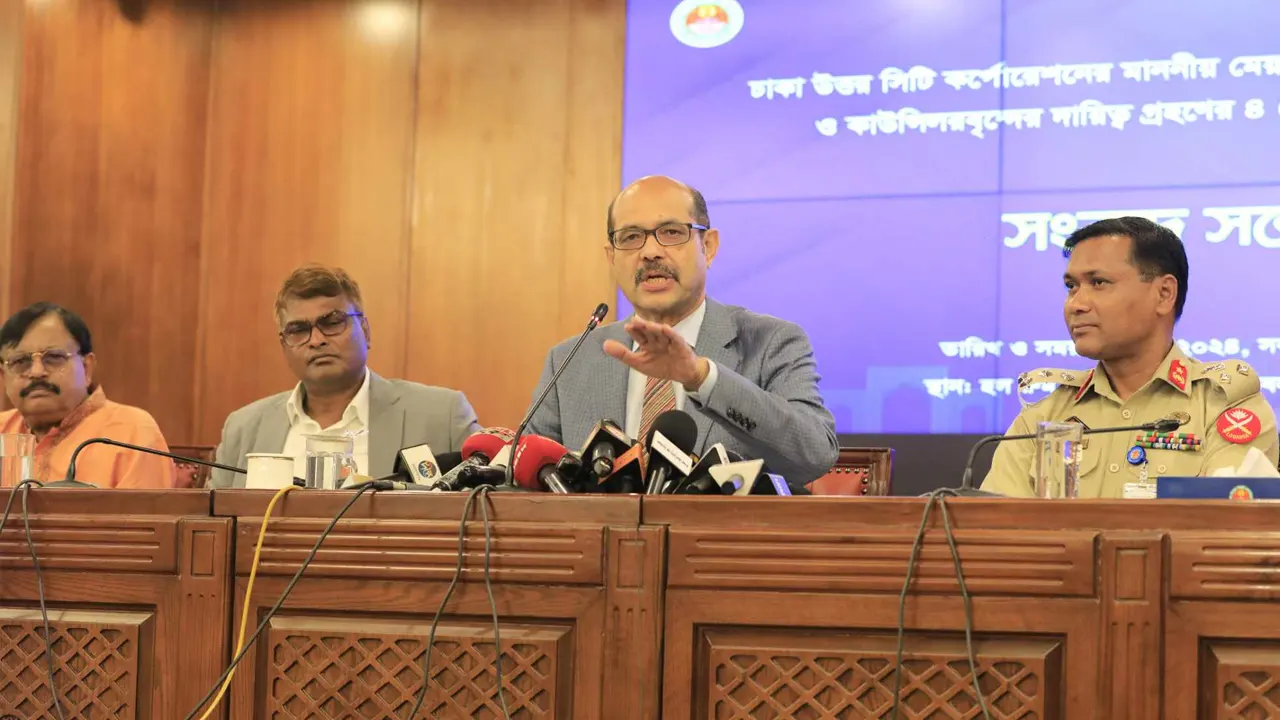 গুলশান নগরভবনে ঢাকা উত্তর সিটি করপোরেশনের মেয়রের ও কাউন্সিলরদের চার বছরপূর্তি উপলক্ষে সংবাদ সম্মেলনের আয়োজন করা হয়। ছবি : কালবেলা