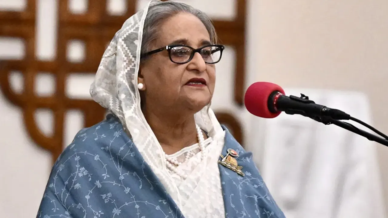 প্রধানমন্ত্রী শেখ হাসিনা সব সংঘাতের অবসানের আহ্বান জানিয়েছেন। পুরোনো ছবি