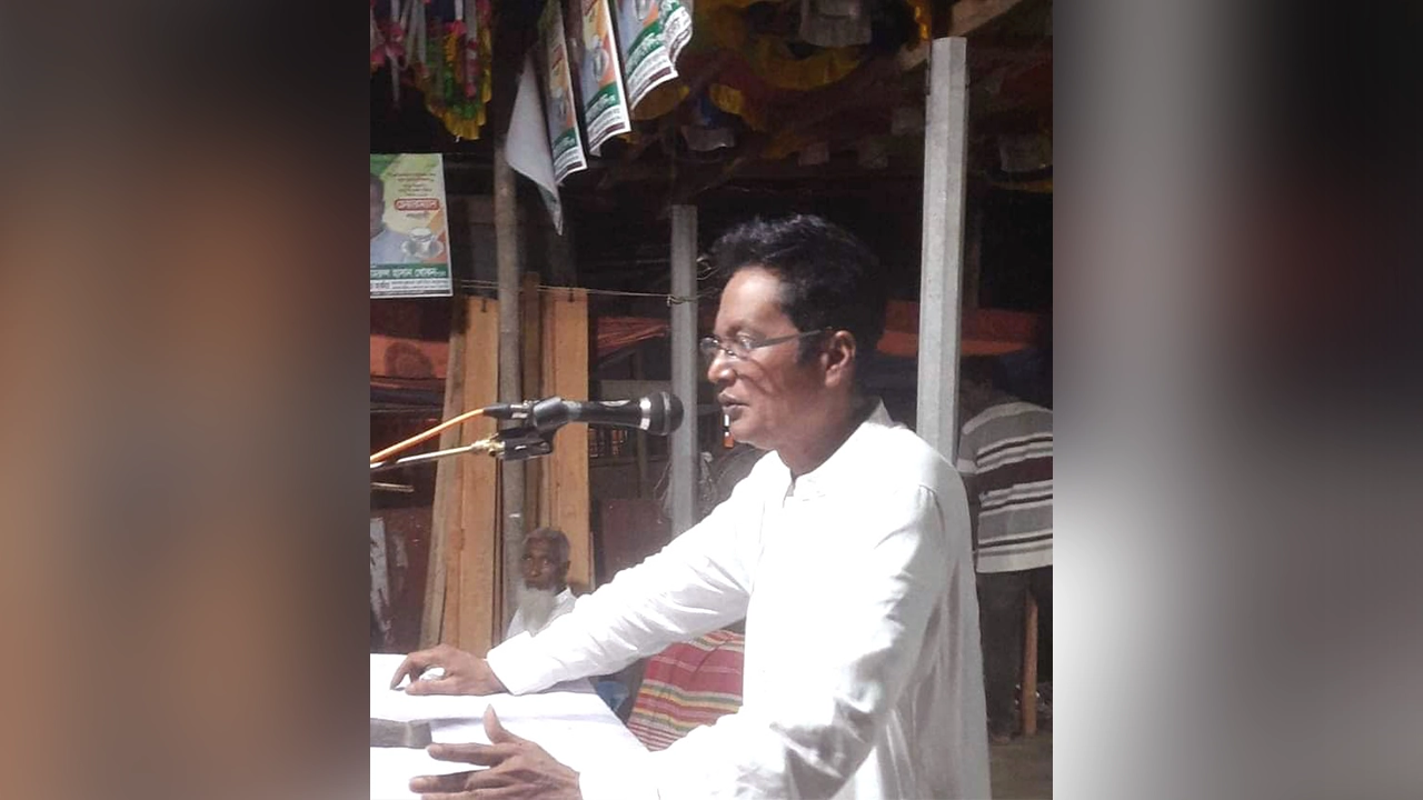 নির্বাচনী সভায় বক্তব্য দেন আ.লীগ নেতা কামরুল ইসলাম খোকন। ছবি : সংগৃহীত