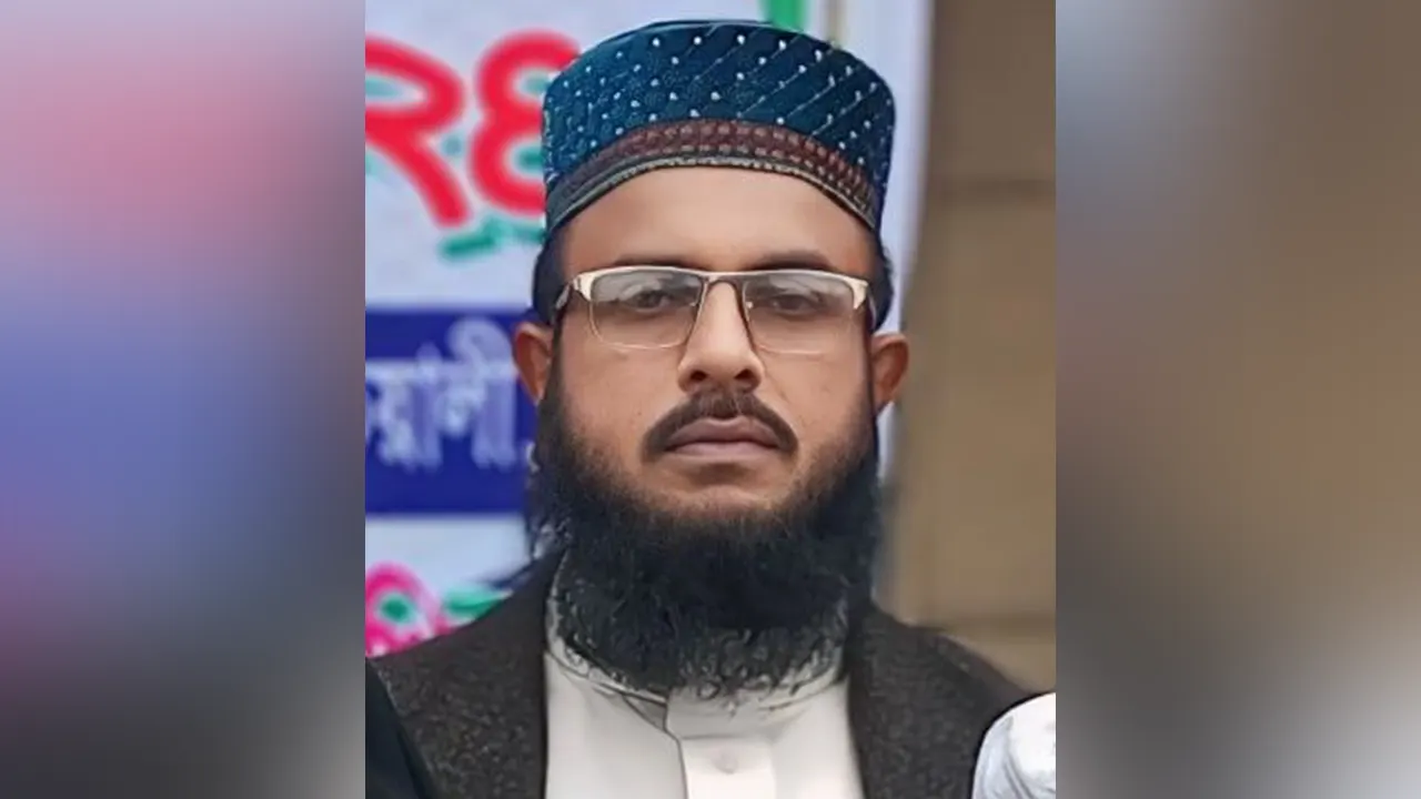 মাদ্রাসার সুপার হাসিবুর রহমান হাসিব। ছবি : সংগৃহীত