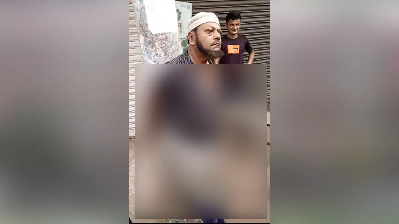 পেঁয়াজ চুরির অভিযোগে ব্যবসায়ী ও সাবেক ইউপি সদস্যকে খুঁটিতে বেঁধে নির্যাতন করা হয়েছে। ছবি : কালবেলা