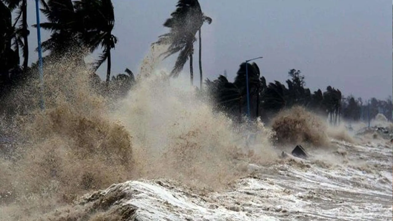 ঘূর্ণিঝড় রেমাল : নেওয়া উচিৎ যেসকল সতর্কতা