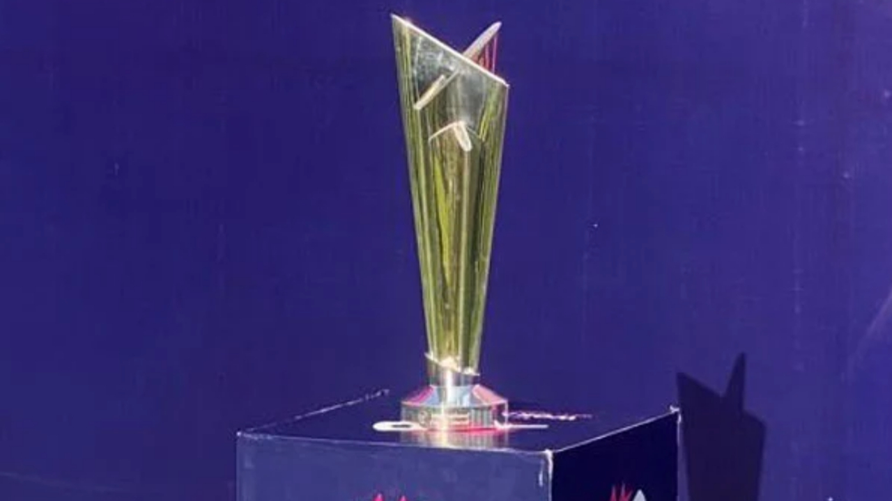 টি-টোয়েন্টি বিশ্বকাপের ট্রফি। ছবি : সংগৃহীত