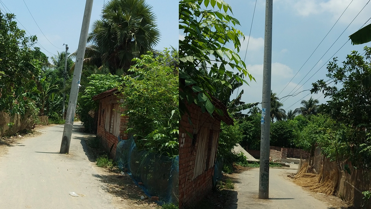সাতক্ষীরার কলারোয়ায় রাস্তার মাঝে বৈদ্যুতিক খুঁটি। ছবি : কালবেলা
