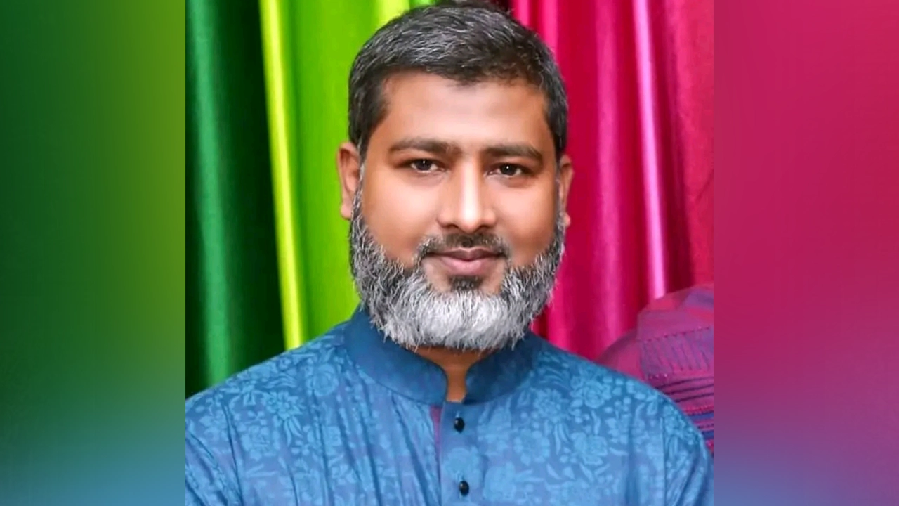 বগুড়া সদর উপজেলা পরিষদ নির্বাচনে চেয়ারম্যান প্রার্থী সুলতান মাহমুদ খাঁন রনি। ছবি : কালবেলা